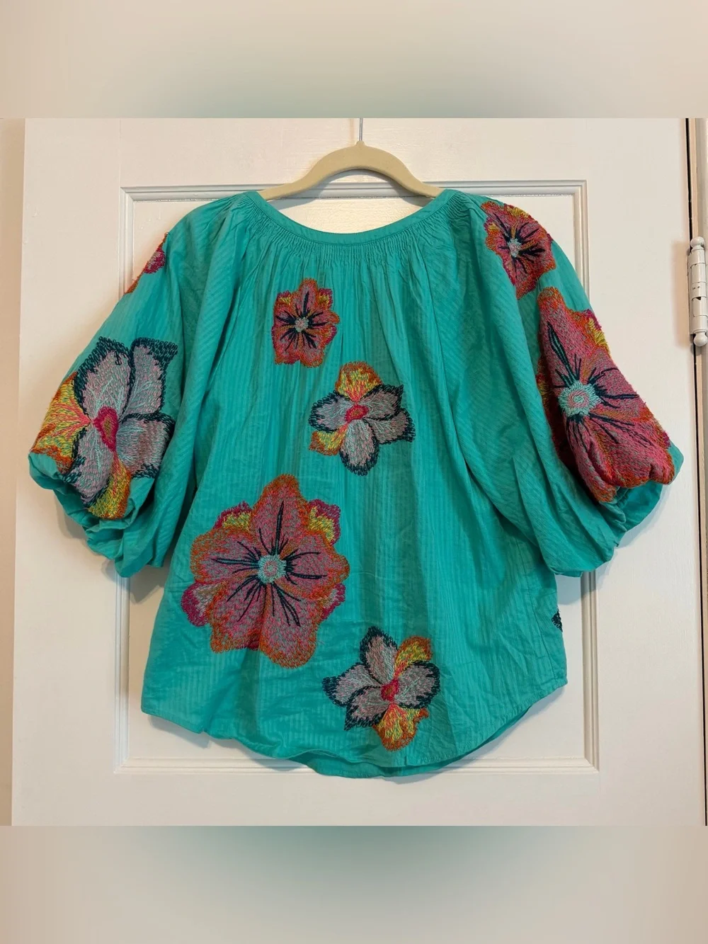 Maeve Anthropologie Embroidered Peasant Blouse XS Aqua Floral Puff Sleeve Cotton - Picture 6 of 7